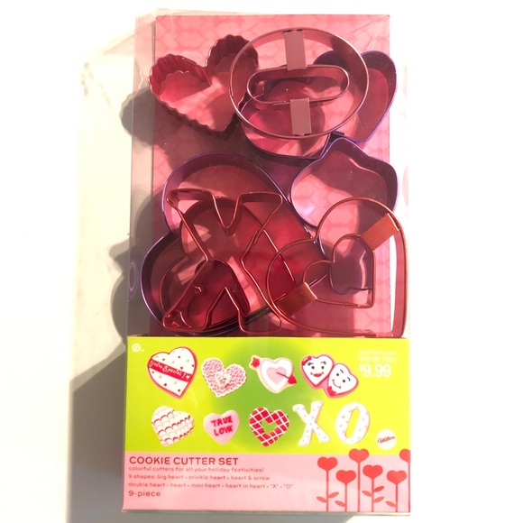 Wilton Other - VALENTINE 9 Piece Cookie Cutters